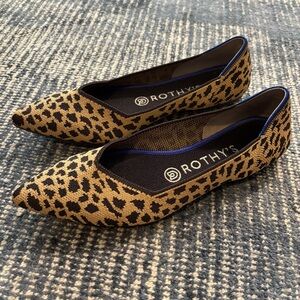 Rothy’s Retired Leopard Print The Point Toe Flats